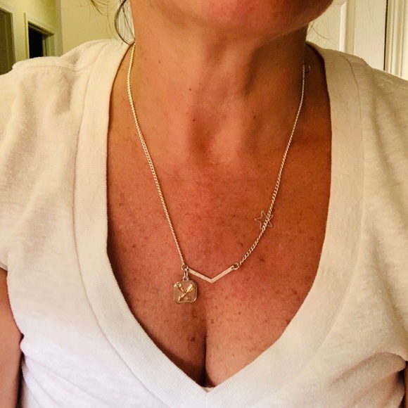 NEW Bow Arrow hand Peaced by Alise necklace sterling silver 18inch fun star - Picture 5 of 5